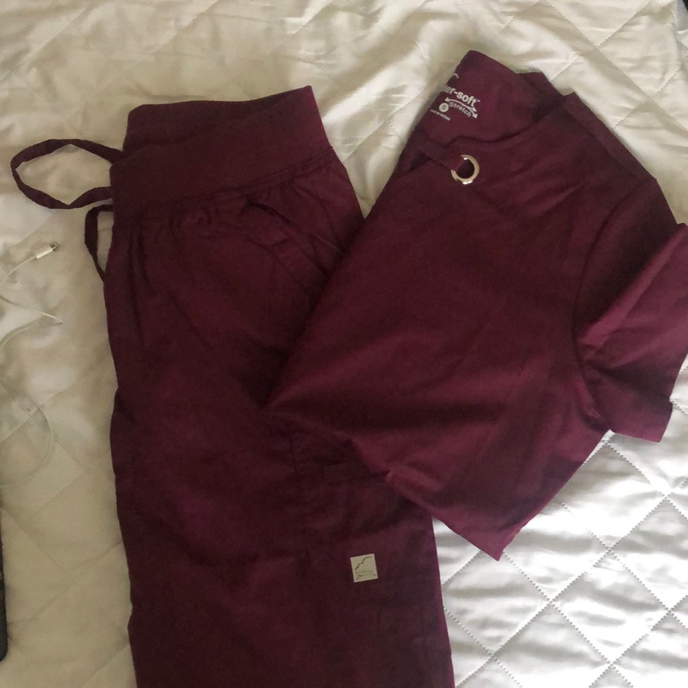Scrubs pants and top
